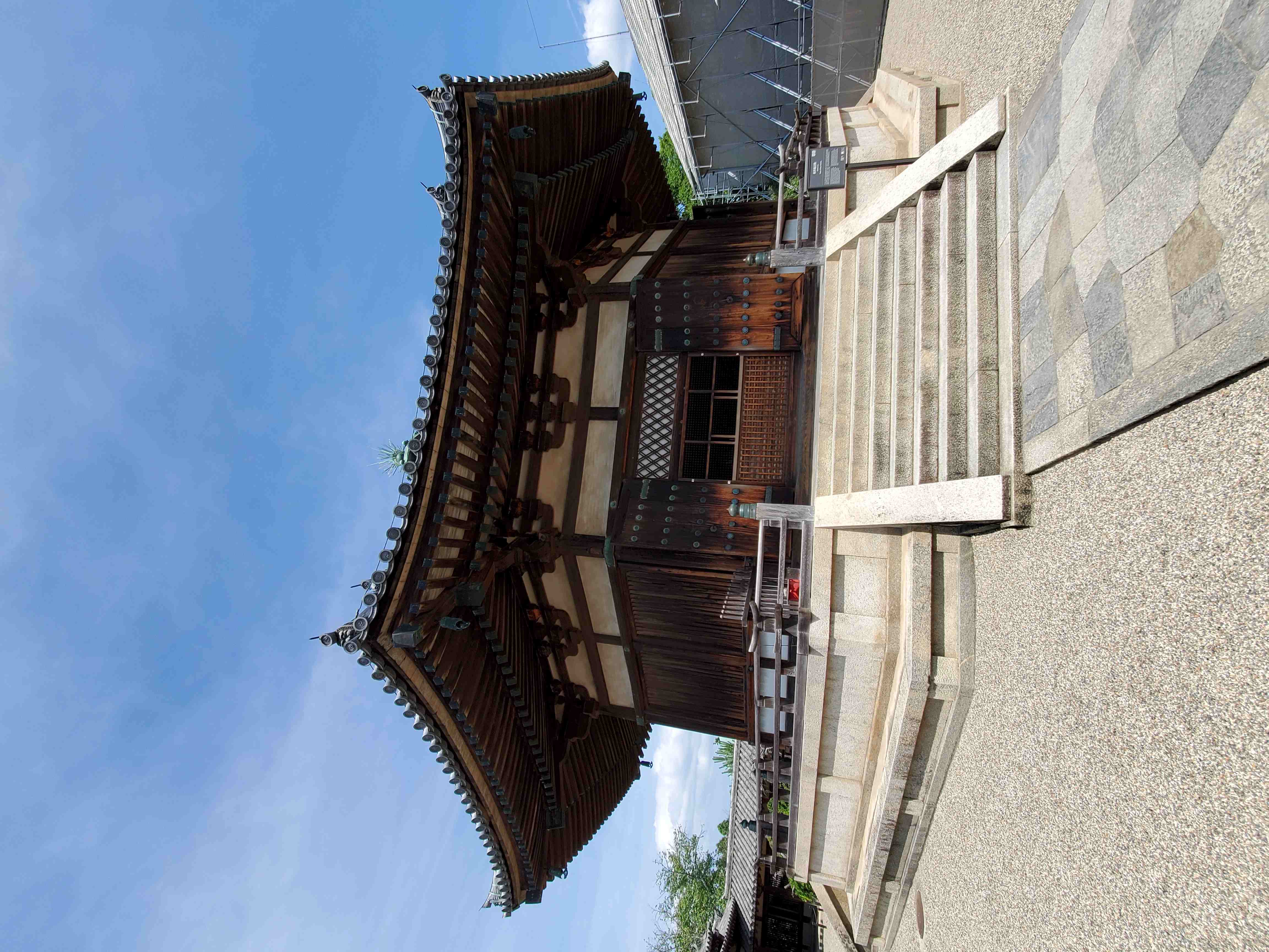 法隆寺夢殿-1.jpg